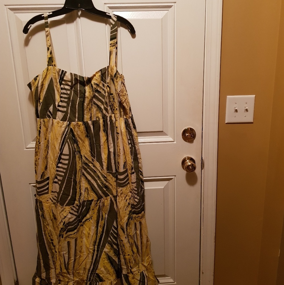 Summer Sleek Sun Dress